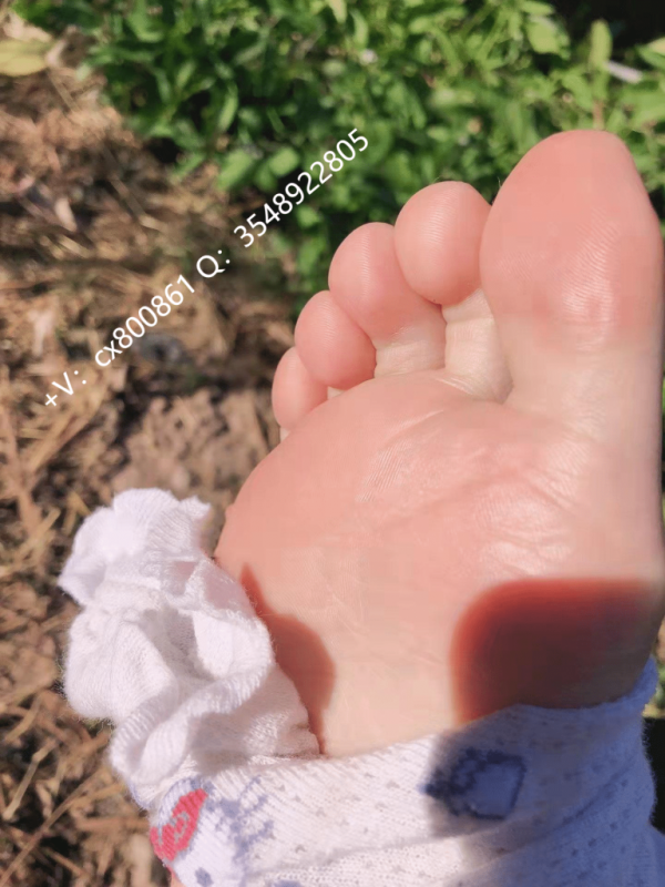 刚毕业护士小姐姐 出各种贴身衣物 - 基地