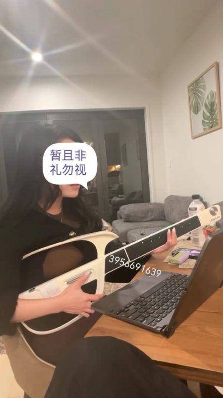 美院毕业的音乐老师一枚，日常教小孩子们吉他和钢琴， - 基地
